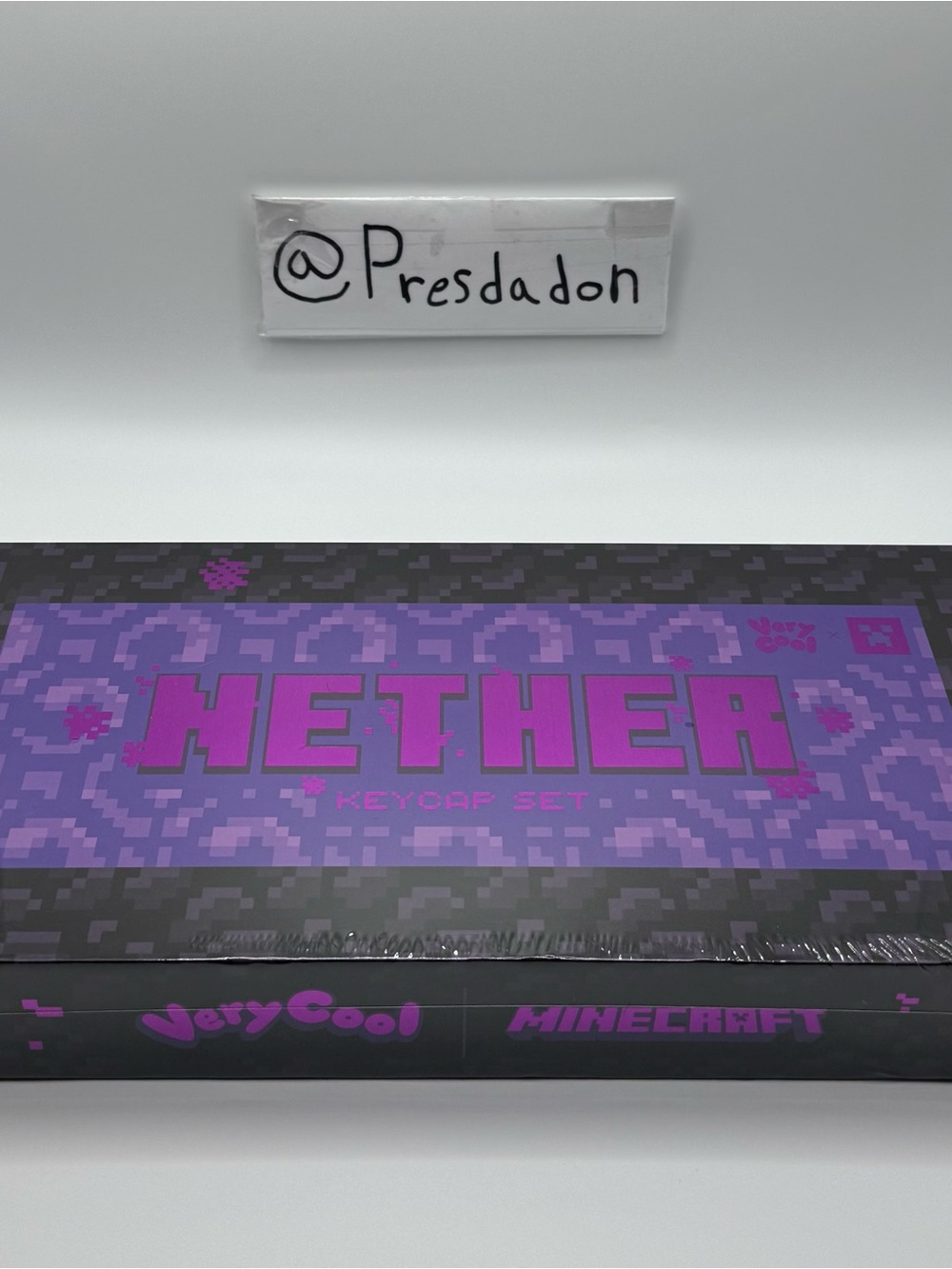 Minecraft X Very Cool Shirtz collaboration “Nether Keycaps”